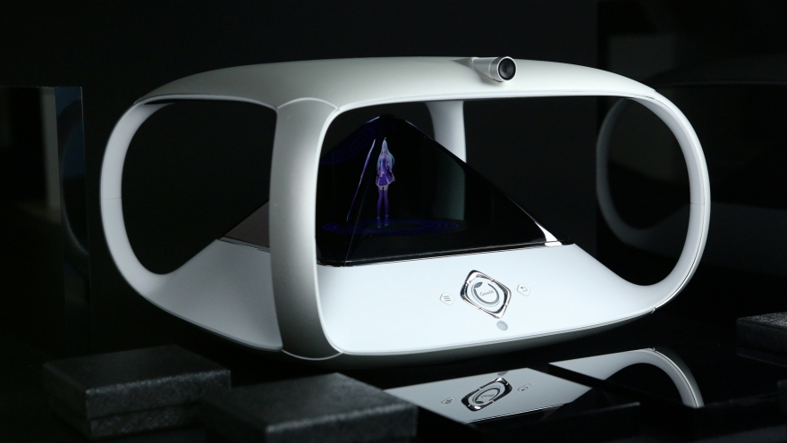 虛擬生命養成:Gowild holoera全息投影智能機器人琥珀虛顏體驗